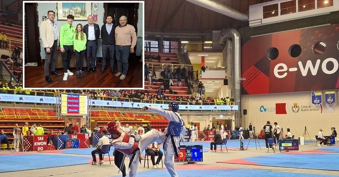 Insubria Cup 2025 alla E-Work Arena. Nel riquadro la presentazione della manifestazione 2026 a palazzo Gilardoni Insubria Cup 2025 alla E-Work Arena. Nel riquadro la presentazione della manifestazione 2026 a palazzo Gilardoni