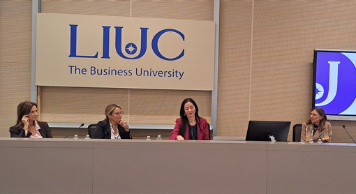 Un momento della tavola rotonda Un momento della tavola rotonda