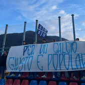 Lo striscione esposto dagli ultras tigrotti al seguito della squadra: “Per un calcio giusto e popolare” Lo striscione esposto dagli ultras tigrotti al seguito della squadra: “Per un calcio giusto e popolare”