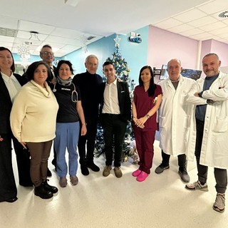 Guido Bertolaso in Pronto Soccorso a Busto per gli auguri di Natale