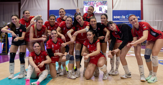 Vittoria Futura dopo un'altra maratona di cinque set con Roma (credit foto Futura Volley Giovani/Gianluigi Rossi)