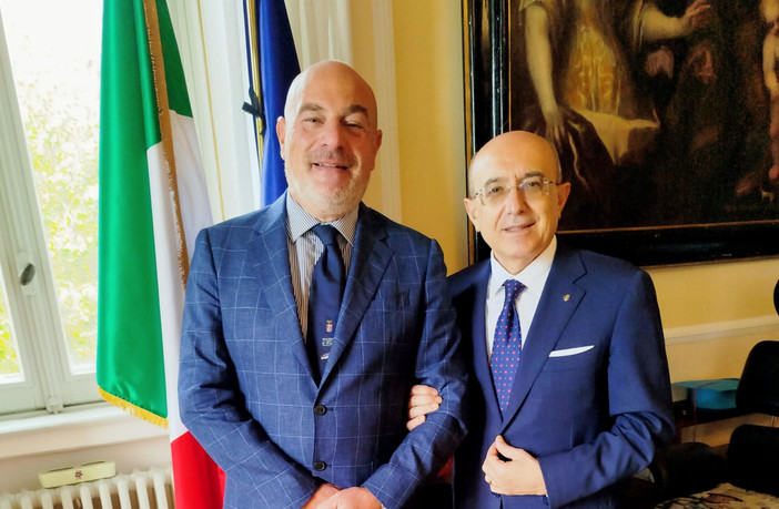 Il nuovo viceprefetto vicario di Varese Michele Giacomino con il Prefetto Salvatore Pasquariello