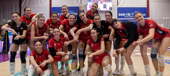 Vittoria Futura dopo un'altra maratona di cinque set con Roma (credit foto Futura Volley Giovani/Gianluigi Rossi)