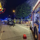 Le immagini dell'incidente stradale di via Rodari a Varese
