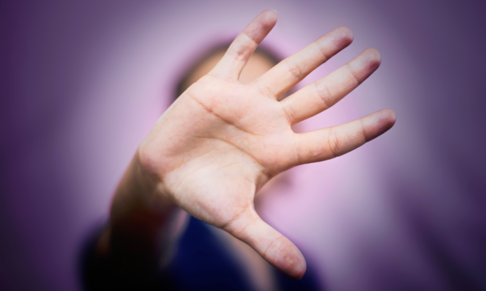 Violenza contro le donne, un anno di lavoro dei “Cuav”: quasi 400 contatti e oltre 200 uomini presi in carico