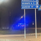 Il luogo dell'incidente e le luci dei mezzi di soccorso