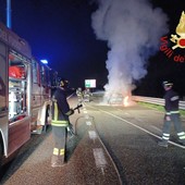 Le immagini dell'intervento dei vigili del fuoco