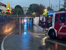 Maltempo sul Varesotto, a Tradate auto intrappolate nei sottopassi allagati, a Capolago Sp1 chiusa: caduti già 150 millimetri di pioggia
