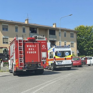 Un'immagine scattata poco dopo l'incidente con i primi soccorsi all'opera