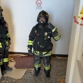 Esplosione in un appartamento di Monvalle, ustionato il proprietario