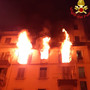 Milano: incendio in appartamento, donna si lancia dal quinto piano e muore