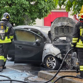 I vigili del fuoco al lavoro a Cavaria