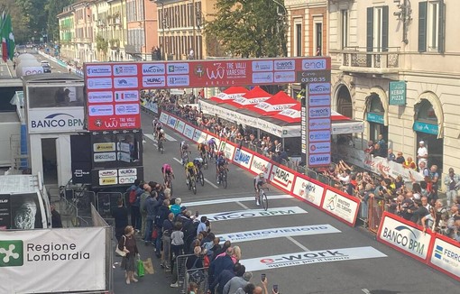 L'arrivo in via Sacco che ha incoronato Eleonora Gasparrini L'arrivo in via Sacco che ha incoronato Eleonora Gasparrini
