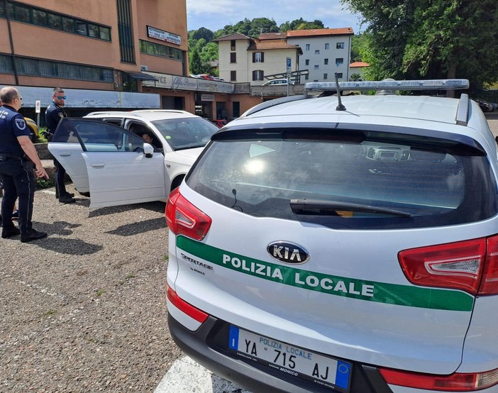 La polizia locale di Lavena Ponte Tresa blocca tre truffatori pronti a colpire