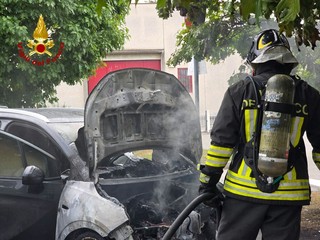 I vigili del fuoco al lavoro a Cavaria I vigili del fuoco al lavoro a Cavaria