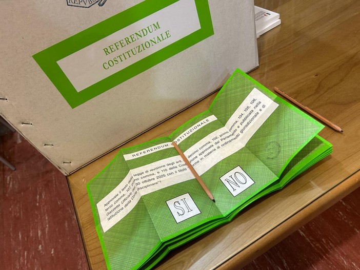 Referendum sulla giustizia, in provincia a mezzogiorno affluenza al 16.5%. A Varese ha votato il 17,8%, a Busto il 17.4%
