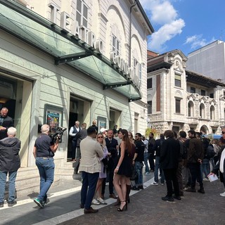 L'uscita dei partecipanti al Remigration Summit 2025