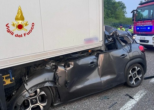 Incidente mortale all'alba sulla Tangenziale Ovest di Milano Incidente mortale all'alba sulla Tangenziale Ovest di Milano