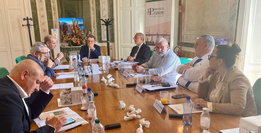 Province lombarde a confronto con il presidente Fontana: risorse, scuole e territorio al centro dell'incontro Province lombarde a confronto con il presidente Fontana: risorse, scuole e territorio al centro dell'incontro