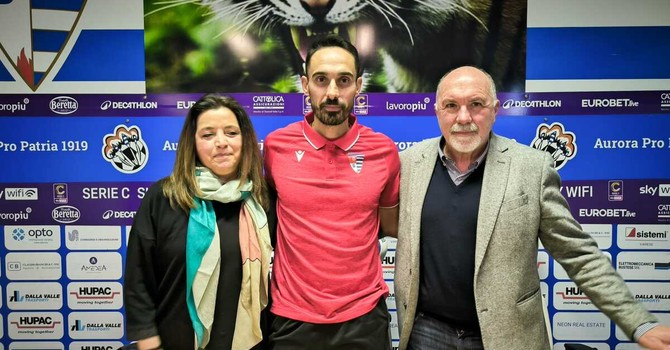 VIDEO. Presentato mister Francesco Bolzoni, il nuovo «alchimista coraggioso» della Pro Patria VIDEO. Presentato mister Francesco Bolzoni, il nuovo «alchimista coraggioso» della Pro Patria