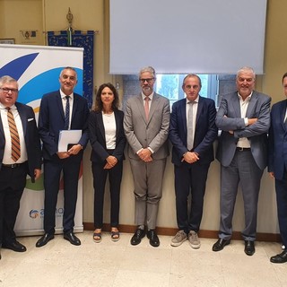 Agesp Energia-Acinque: «Operazione straordinariamente lungimirante»