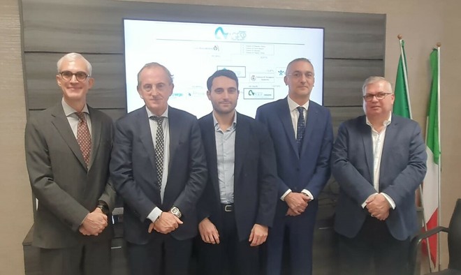 Agesp Ambiente cresce. «Ma non vogliamo diventare il gestore unico dei rifiuti della provincia» Agesp Ambiente cresce. «Ma non vogliamo diventare il gestore unico dei rifiuti della provincia»