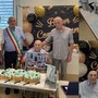 Angelo Beretta  con il vicepresidente Mazzucchelli,  l'assessore Cislaghi, il figlio Dario