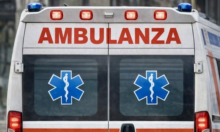 Incidente sulla superstrada per Malpensa: ferita una 28enne Incidente sulla superstrada per Malpensa: ferita una 28enne