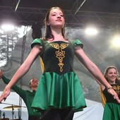 QUANDO I GIOVANI INDICANO LA VIA. Le scarpe fanno “tic toc”: Anna Sartorio, 17 anni, porta la danza celtica in tour tra Irlanda e palchi italiani QUANDO I GIOVANI INDICANO LA VIA. Le scarpe fanno “tic toc”: Anna Sartorio, 17 anni, porta la danza celtica in tour tra Irlanda e palchi italiani