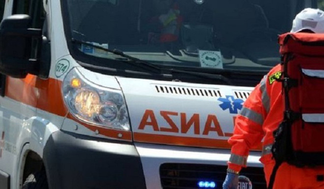 Schianto frontale nel Bresciano: muore una donna, grave un varesino