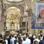 L’abbraccio di Busto ad Angelo Castiglioni. In tanti per l’ultimo saluto L’abbraccio di Busto ad Angelo Castiglioni. In tanti per l’ultimo saluto