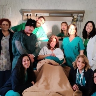 Il primo fiocco del 2026 a Busto è rosa