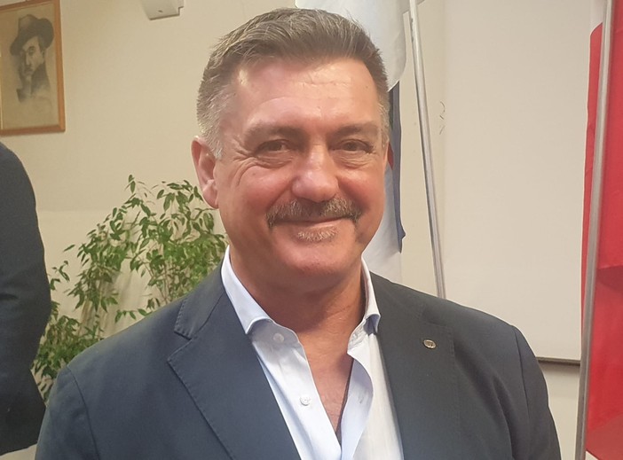 FdI aspetta i big al Museo del Tessile. Falciglia: «Pronti a presentare un nostro candidato sia a Busto che a Gallarate» FdI aspetta i big al Museo del Tessile. Falciglia: «Pronti a presentare un nostro candidato sia a Busto che a Gallarate»