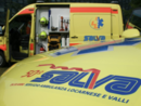 Cade per sei metri da una benna, operaio della provincia di Varese grave in Canton Ticino