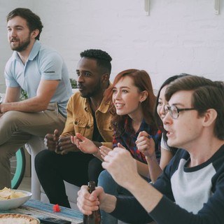 L’IPTV Low Cost: Condividi la Tua Passione Televisiva Senza Limitazioni
