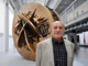 «Un artista eccezionale e visionario»: il cordoglio di Regione Lombardia per Arnaldo Pomodoro