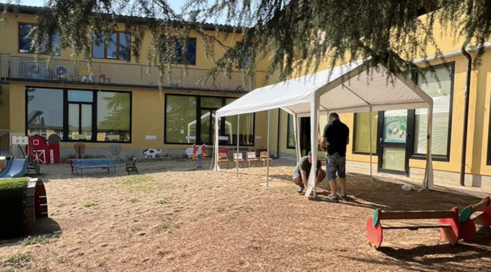 La retta del nido aumenta di oltre il 45%, genitori in sciopero: «Non mandiamo i bimbi a scuola» La retta del nido aumenta di oltre il 45%, genitori in sciopero: «Non mandiamo i bimbi a scuola»