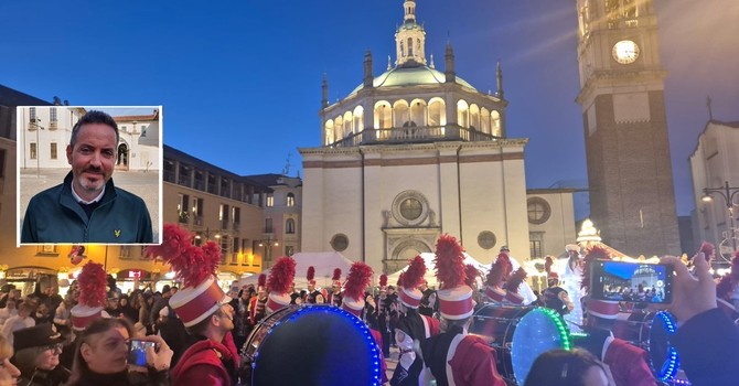 «Famiglie e persone perbene. Così il Natale mostra come vivere il centro di Busto»