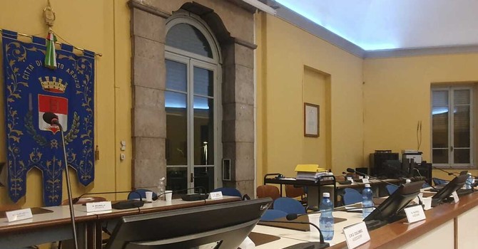 Il rimpasto non finisce mai. Dopo aver detto “no” al ritorno in giunta, Albani chiede il vicesindaco per la Lega Il rimpasto non finisce mai. Dopo aver detto “no” al ritorno in giunta, Albani chiede il vicesindaco per la Lega