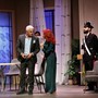 Biagio Izzo travolge il teatro Sociale Cajelli: una commedia brillante sul filo dell’equivoco