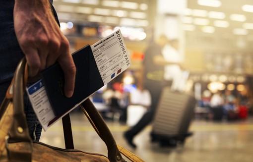 Mostrare la carta d'identità al gate d'imbarco? Non è più obbligatorio