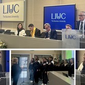 VIDEO. Liuc apre l'anno accademico: «Attorno a noi il mondo cambia e dobbiamo continuare a innovare e adattarci, mantenendo ferma la rotta»