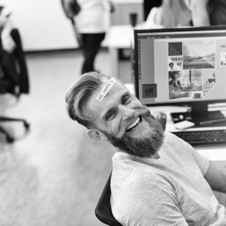 Benefit aziendali e talent retention: le strategie HR per il nuovo mercato del lavoro