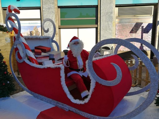 Babbo Natale in giro per Legnano incontra un “Babbo speciale”...