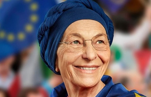 Emma Bonino - dalla sua pagina Facebook - ha 77 anni Emma Bonino - dalla sua pagina Facebook - ha 77 anni