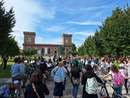 Busto sulle due ruote, sono i bambini a dare lezione