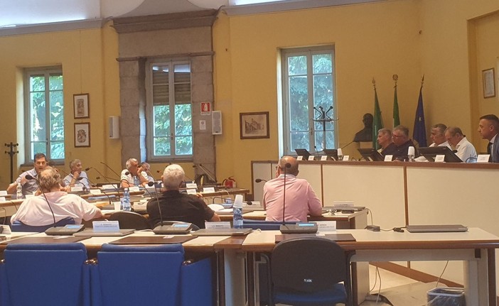Tarip, in commissione le critiche ad Agesp arrivano dalla maggioranza. E il sindaco si spazientisce