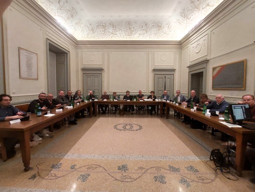 Castellanza, l’ultimo consiglio prima del voto nel ricordo di Mirella Cerini
