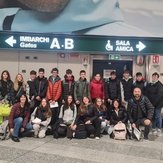 Diciannove ragazzi del “Cardano” di Gallarate volano a Siviglia: inizia l’avventura Erasmus+ Diciannove ragazzi del “Cardano” di Gallarate volano a Siviglia: inizia l’avventura Erasmus+