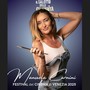 La bustocca Fridami sul red carpet di Venezia